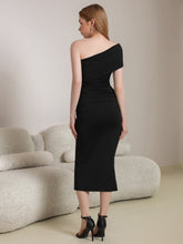 One Shoulder Ruched Solid Midi Dress